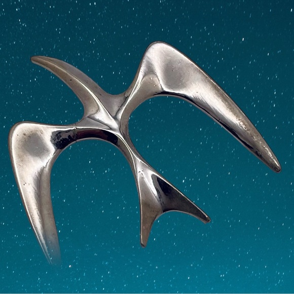 Vintage 1974 Sarah Coventry Silver Tone Mr Seagull Brooch - Picture 2 of 9